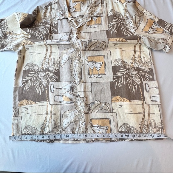 The Havanera Co Linen Shirt Palms Martinis - Picture 6 of 14